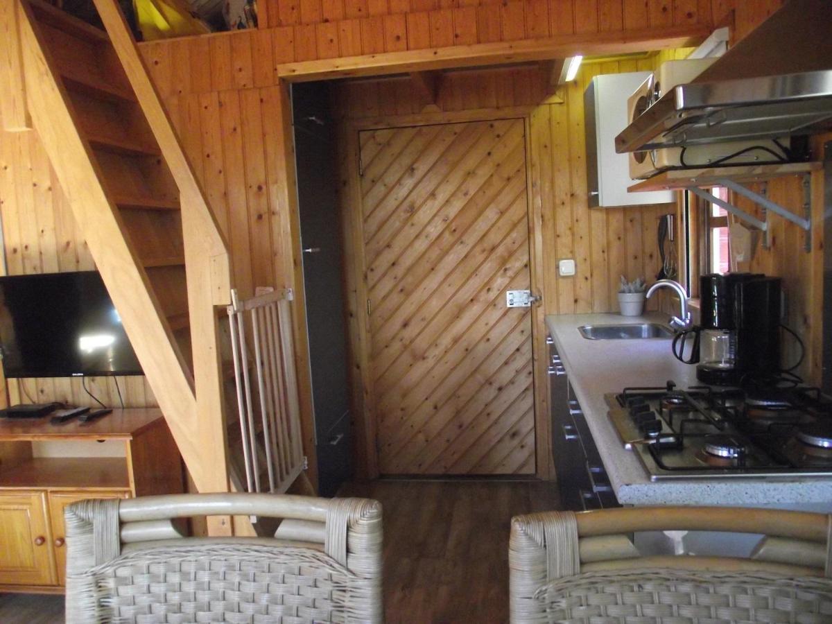 Vakantiehuisjes Landgoed Sonneborghe Kollumerzwaag Dış mekan fotoğraf